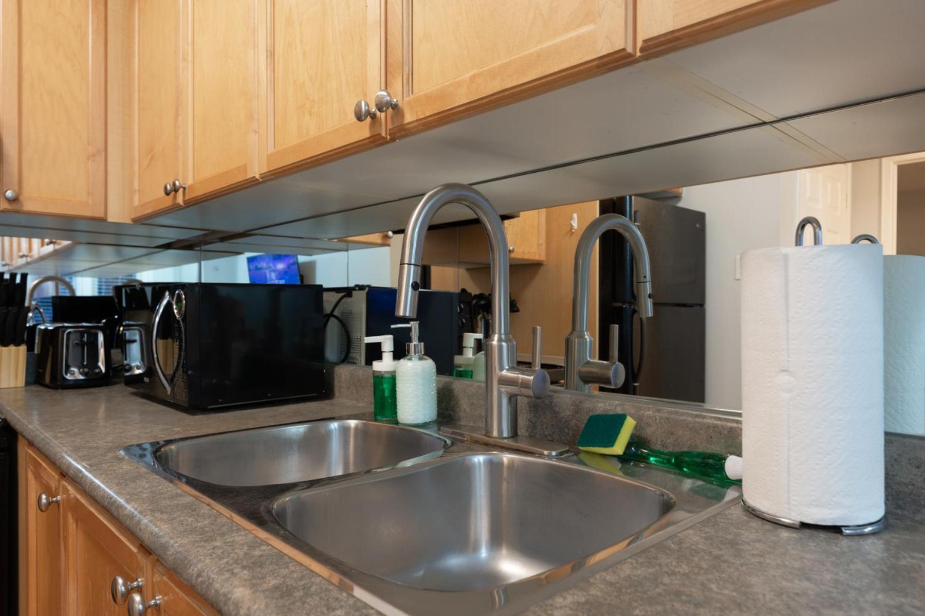 4975 Southampton Drive Hotel Mississauga Luaran gambar